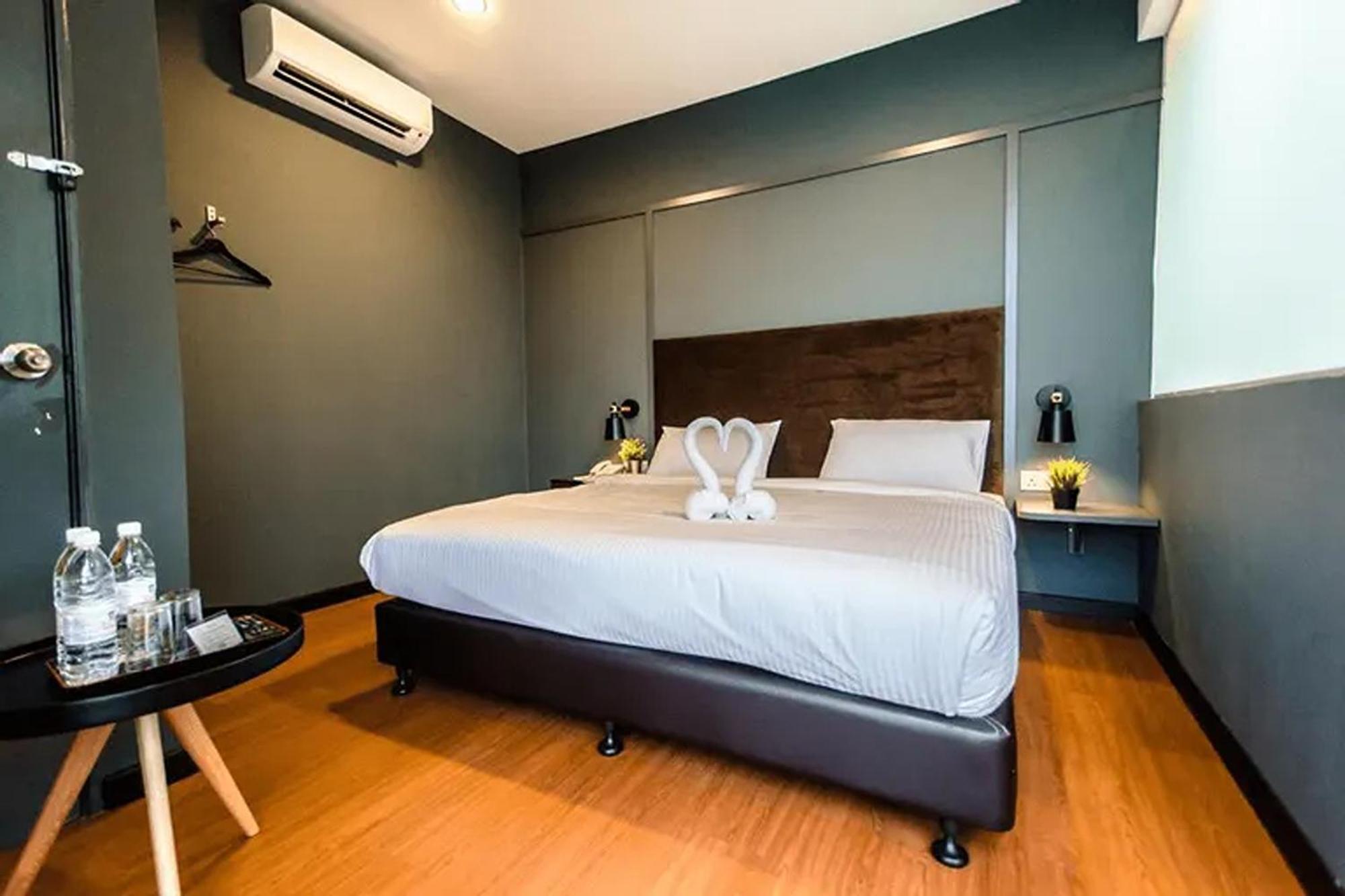 Jenjarom Boutique Hotel Banting  Ngoại thất bức ảnh